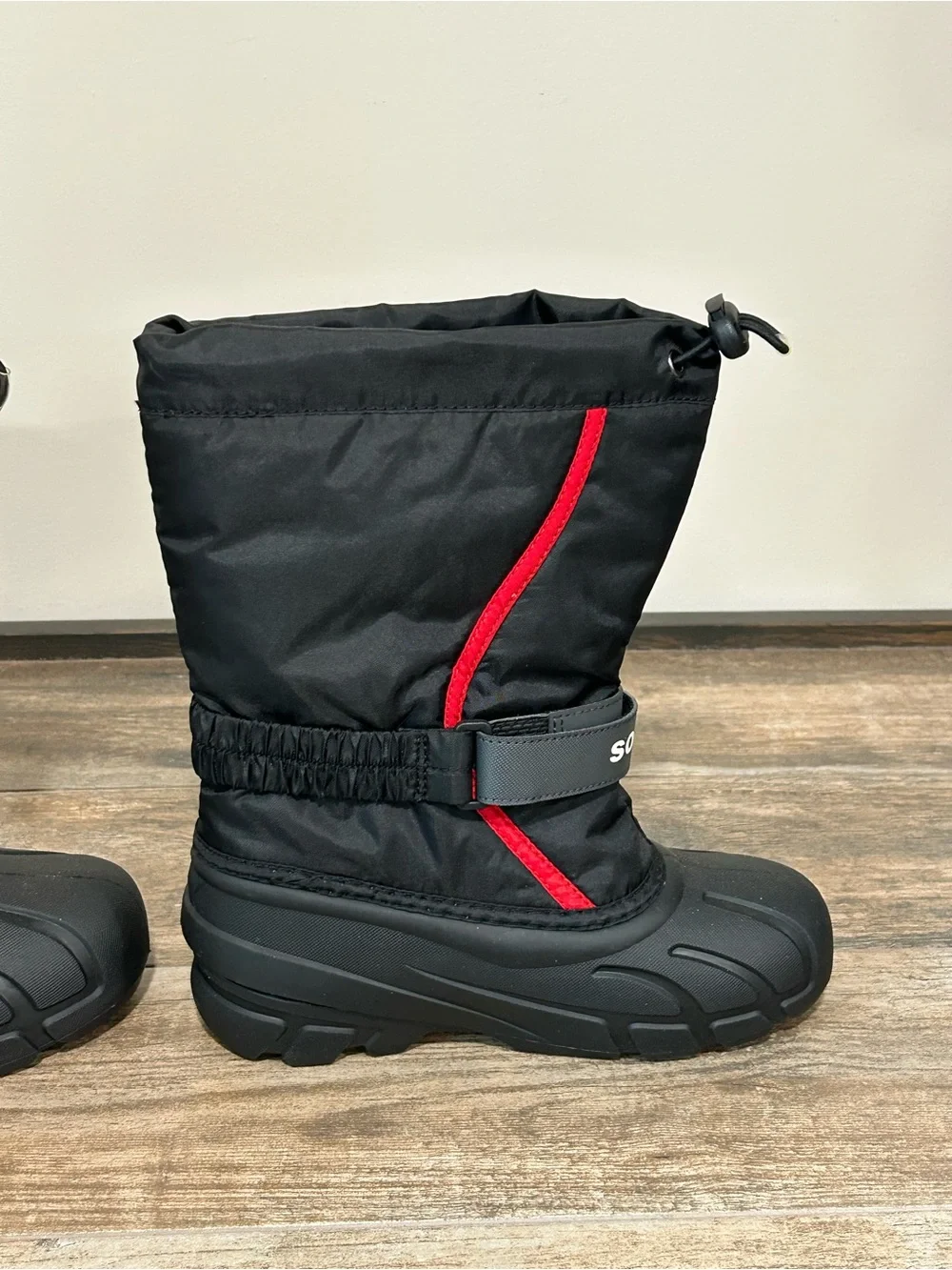 SOREL Youth Flurry Black Winter Snow Insulated Walking Boots Size 3